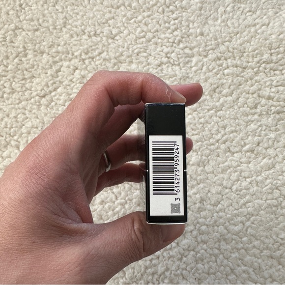 Armani Beauty
Luminous Silk Glow Blush 61 Desire NWT - Picture 6 of 7